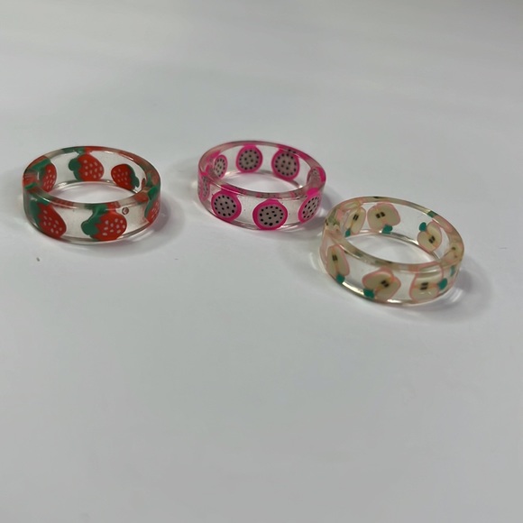10 set resin fruit rings - Picture 7 of 8